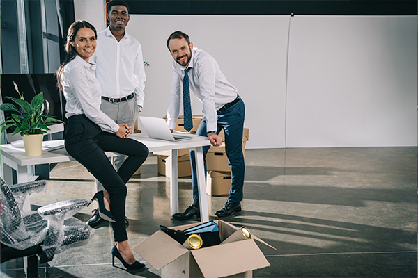 office move rockdale - smiling employee on moving day